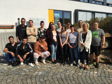 Die neuen zukünftigen Altenpflegehelfer Altenpflegehelferklasse